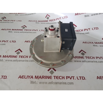 Engine systems 8362040 crankcase pressure detector