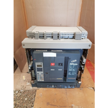 Merlin Gerin Nw16 H1 Circuit Breaker 220/440V~