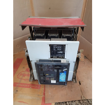 Hyundai Hat 25 Air Circuit Breaker 660 Vac 2500A 3-pole