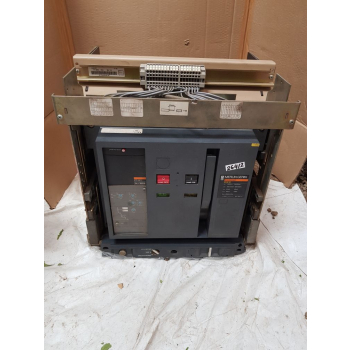 Merlin Gerin Masterpact M16 N1 1600A Circuit Breaker 380/440V 480/690V 40Ka 0.5S